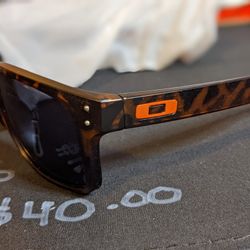 Oakley Holbrook's Sunglasses