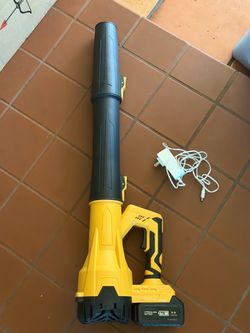 Cordless Leaf Blower — Battery and charger Included, Yellow