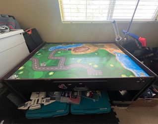 Play Table- Imaginarium kids train table