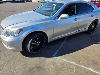 2007 Lexus LS 460