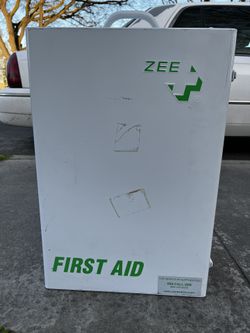 Zee First Aid Cabinet - Wall Mountable