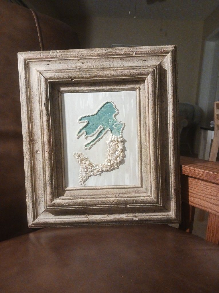 As She Rises. New Brain Art