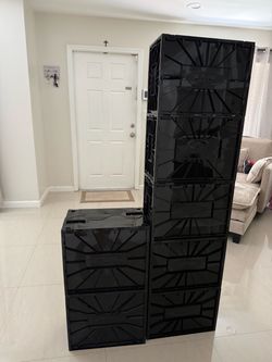7 Brand New Comic Bins