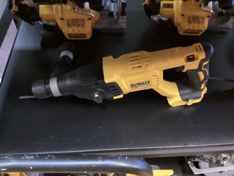 Dewalt 20v Atomic Brushless 1’ Rotary Hammer (Tool-Only) $220