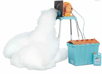 FOAMO Foam Bubble Machine - Like New