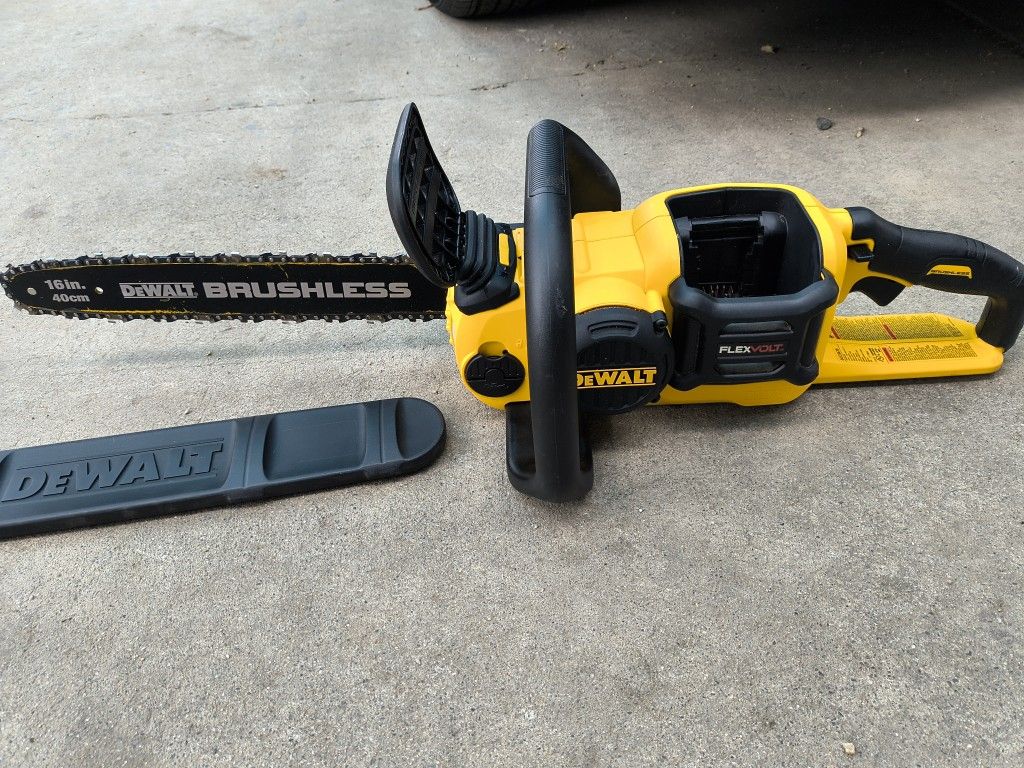 DeWalt. Chainsaw 16in FLEXVOLT 60V