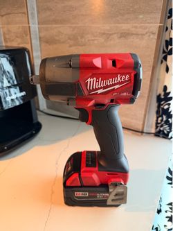 Milwaukee fuel 1/2 mid torque impact