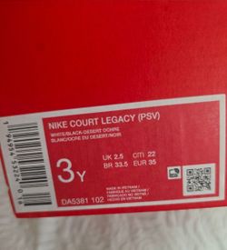 Kids  Nike court legacy