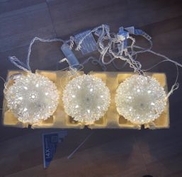 Set of 3 LED Crystal Ball Light Spheres