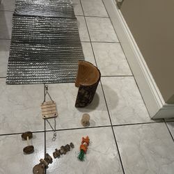 Hamster/ Reptile Toys