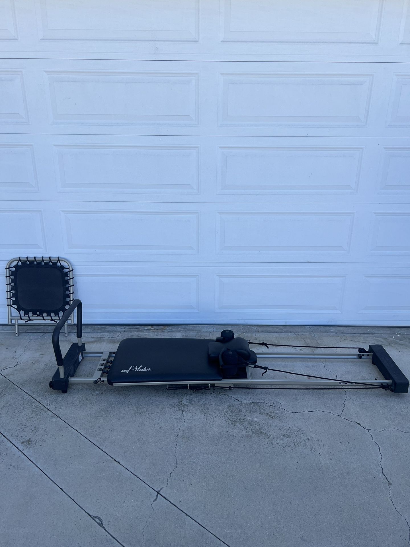 AeroPilates Performer Foldable Wheels Ab Exercise Workout Machine