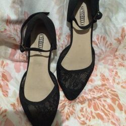 Women’s 7 Seychelles Black Dress Shoes( like new $20)