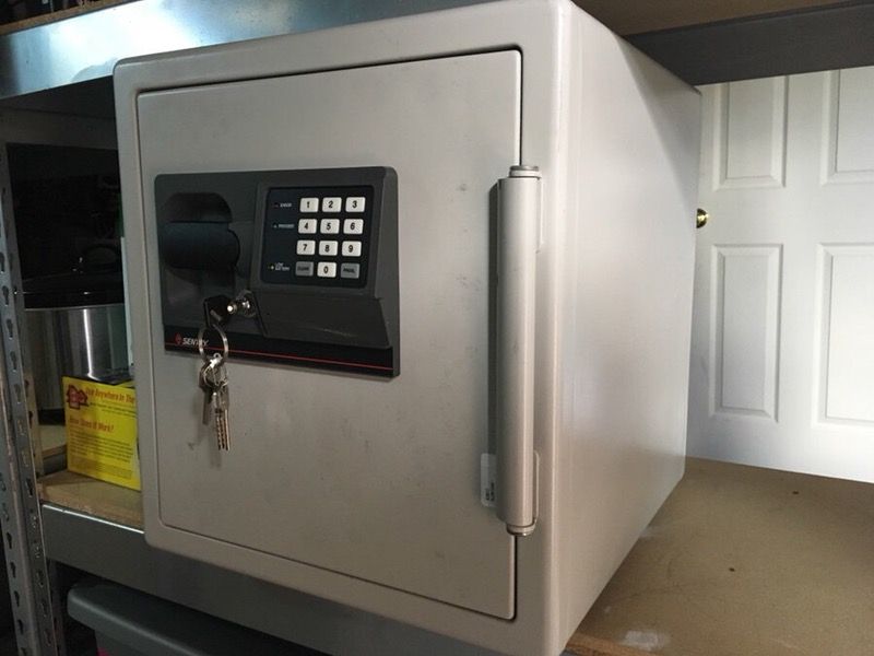 Safe Sentry S3877 Fire Safe