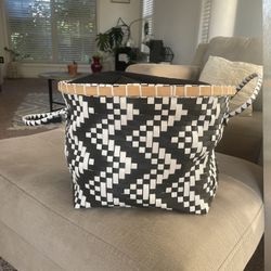 Woven Basket 