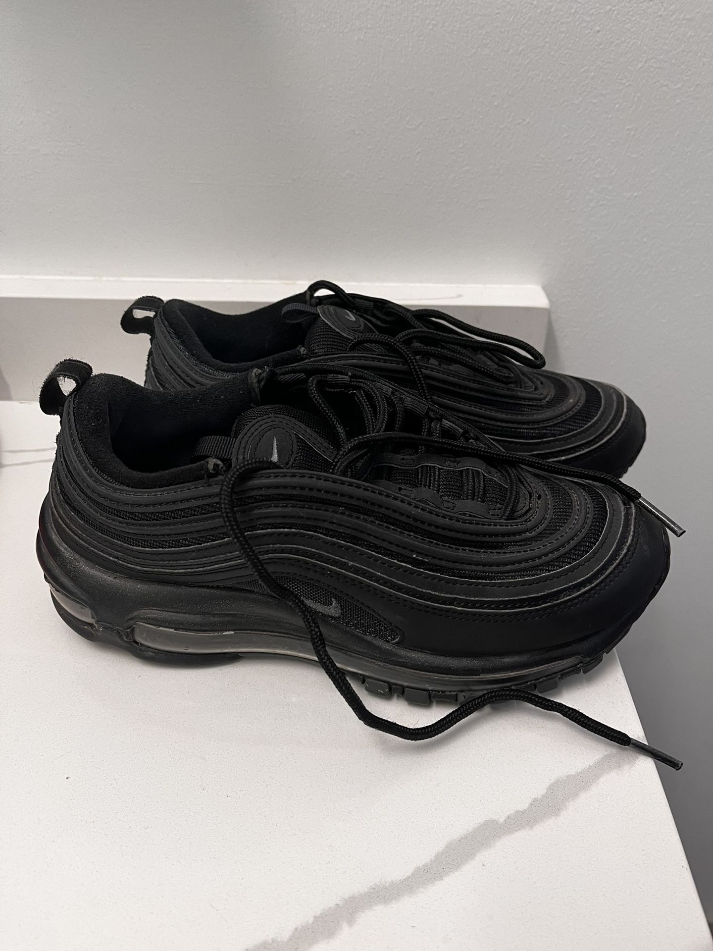 Nike Air Max Size 7
