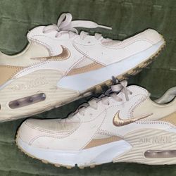 Women’s Nike Air Max (Light Pink)