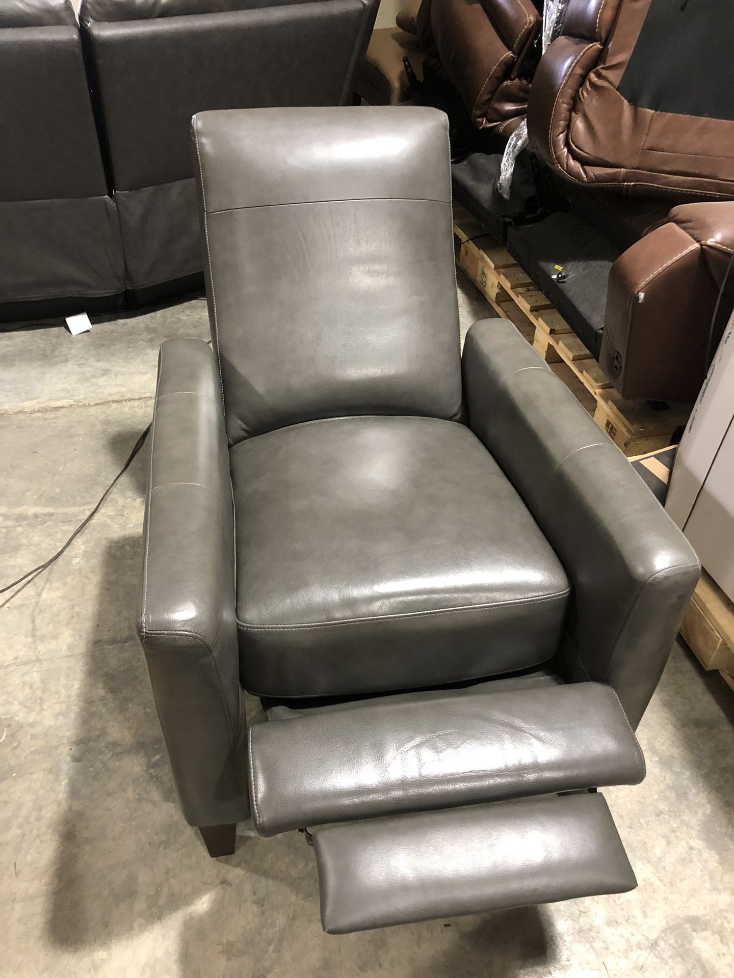NICE BarcaLounger Ridgefield Grey Leather Pushback Recliner Chair w/ Wood Legs