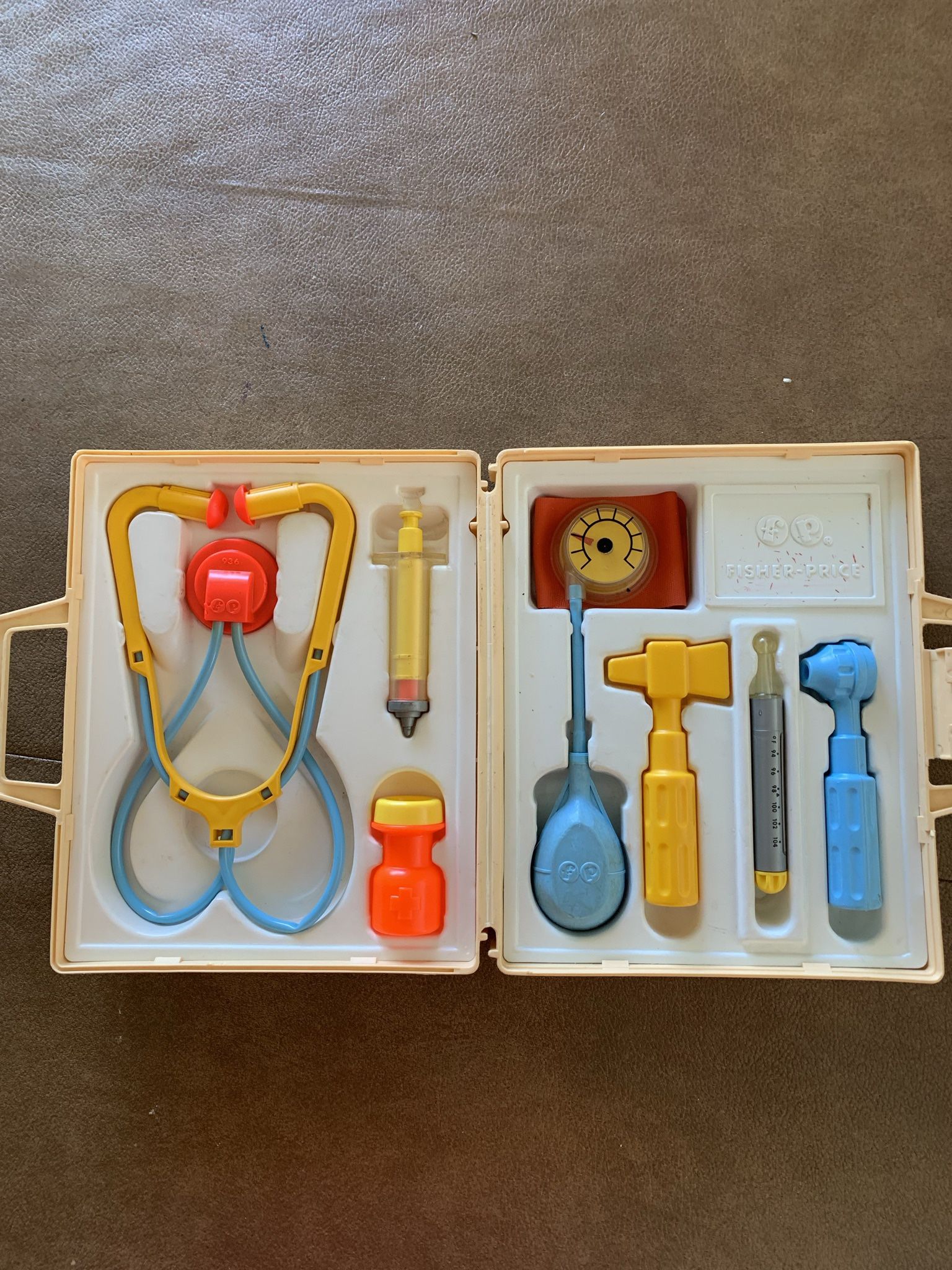 Vintage fisher cheap price medical kit