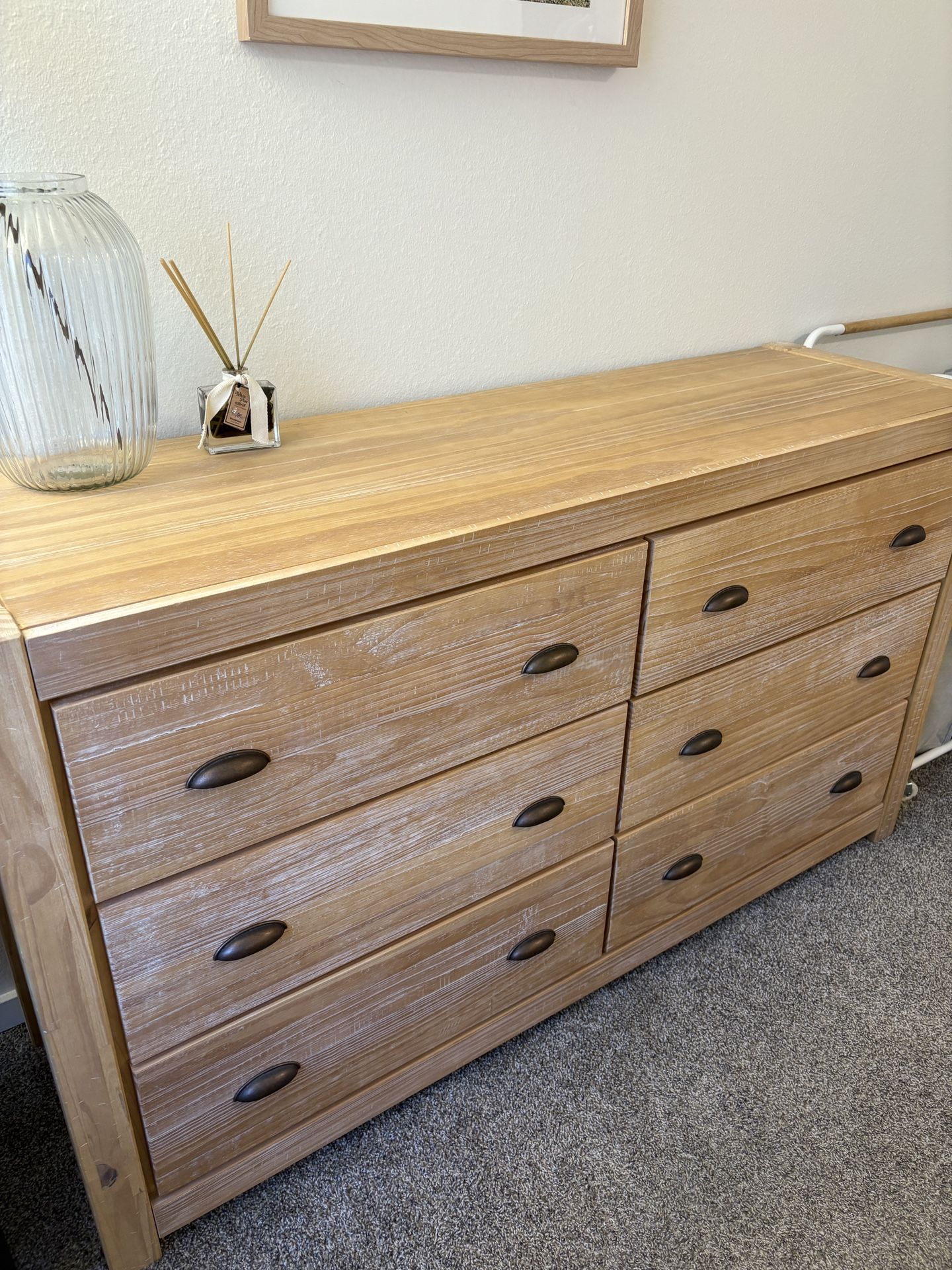 Solid Wood 6-Drawer Dresser