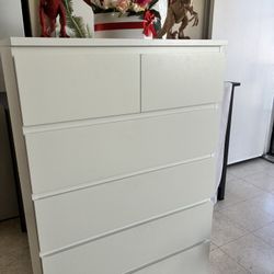 Dresser 32 Long 48 Tall  19