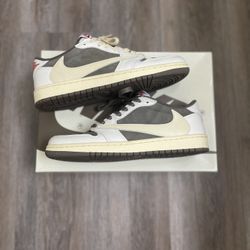 Travis Scott X Jordan 1 Low Reverse Mocha