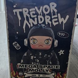 MEGA SPACE MOLLY Trevor Andrew 400%
