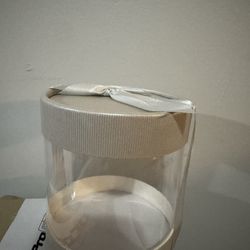 4 in. X 4-1/2 in. SILVER ROUND CONTAINER WITH CAP & BOW