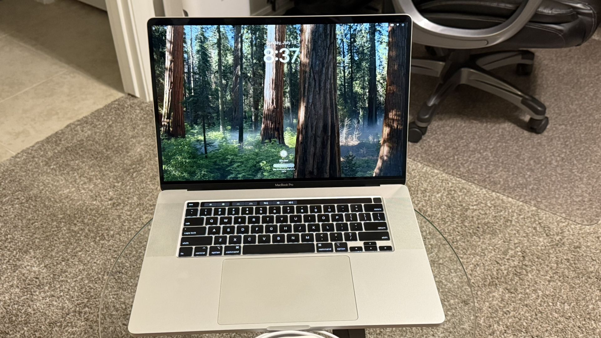 16” 2019 MacBook Pro 16GB RAM 1TB disk