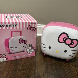 Hello Kitty Fridge 