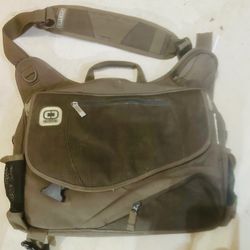 Laptop Messenger Bag