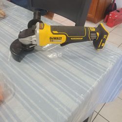 20V MAX Angle Grinder