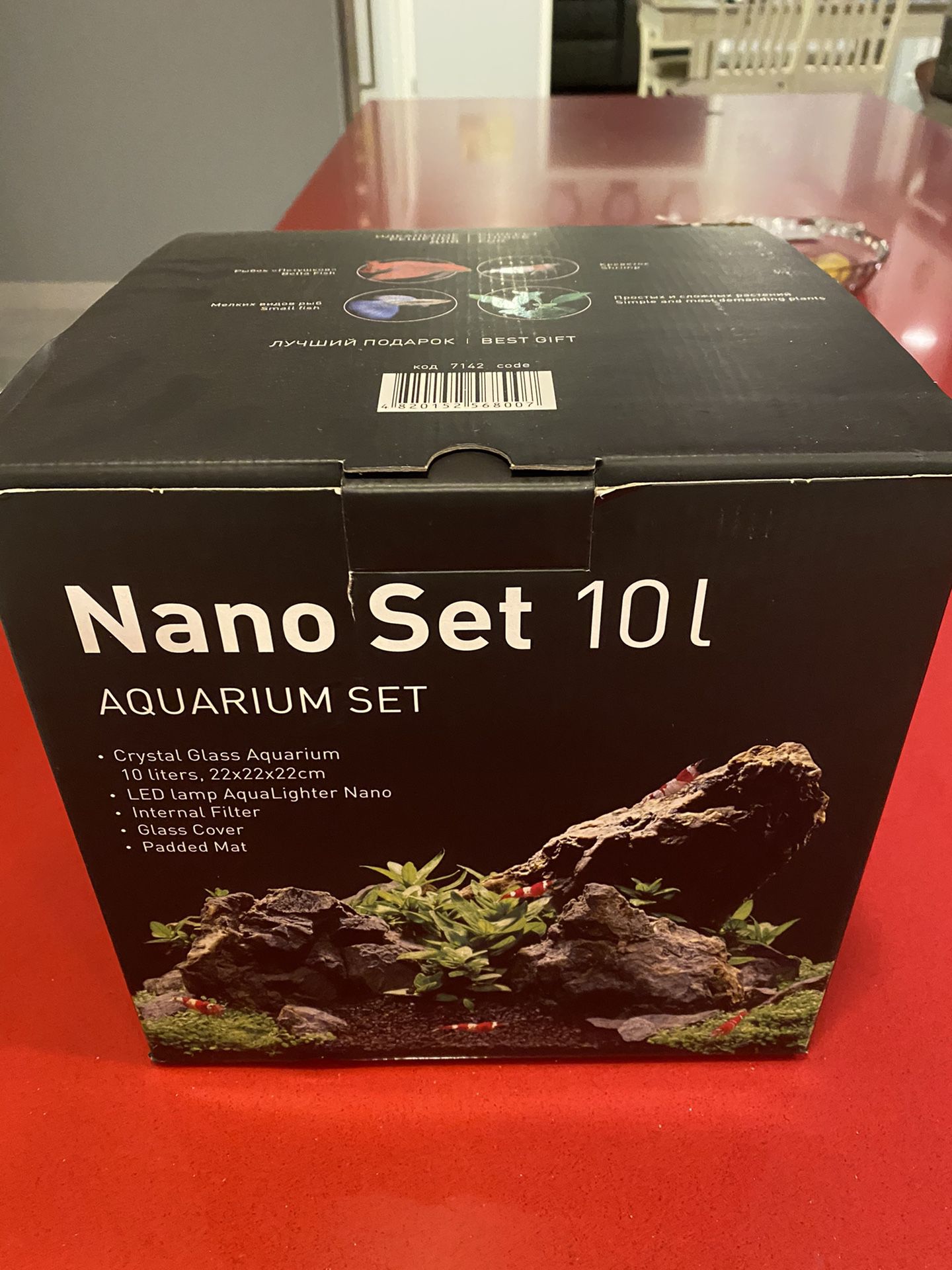 Nano Fishtank - ideal for Betta Fish