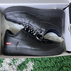 Nike Air Force 1 Supreme Black Size 11.5 100% Authentic 