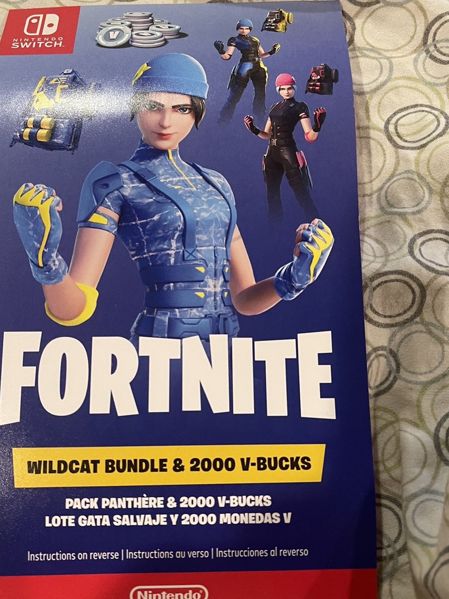 Nintendo Switch Fortnite Wildcat Bundle USA Code + 2000 V-Bucks (Unscratched)