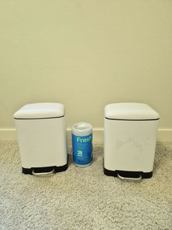Small trash cans