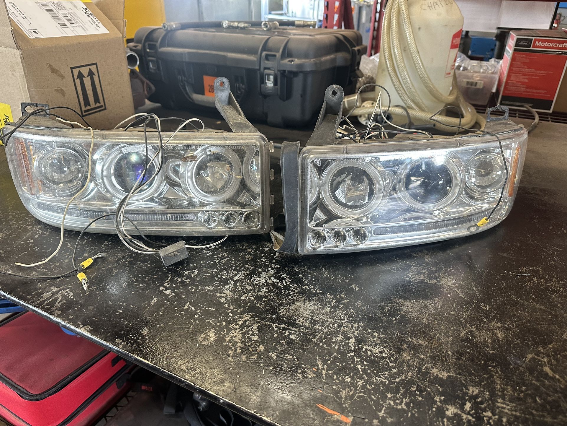 Halo/led Head Lights For 98-01 Dodge