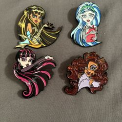 Monster High Pin Set