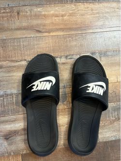 Nike slides