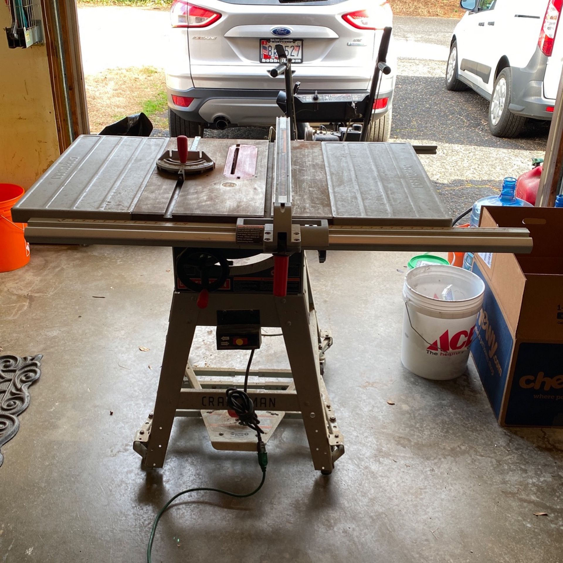 Craftsman 10” Table Saw With Roller Stand