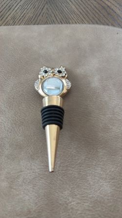 Owl Wine Bottle Stopper Gold Rhinestone