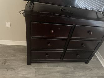 Wood Dresser