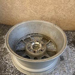 Nissan hardbody Rim board 
