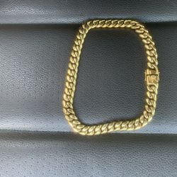 Solid gold cuban link chain