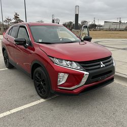 2018 Mitsubishi cross country limited 4x4 1.5 gas save only 13600 miles like new