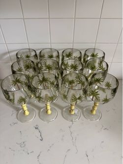 Palm tree plastic cups