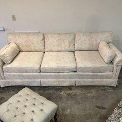 Vintage Couch - Very clean