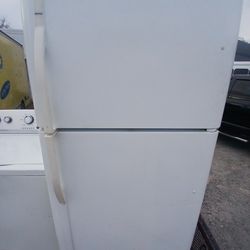 Kenmore Refridgerator