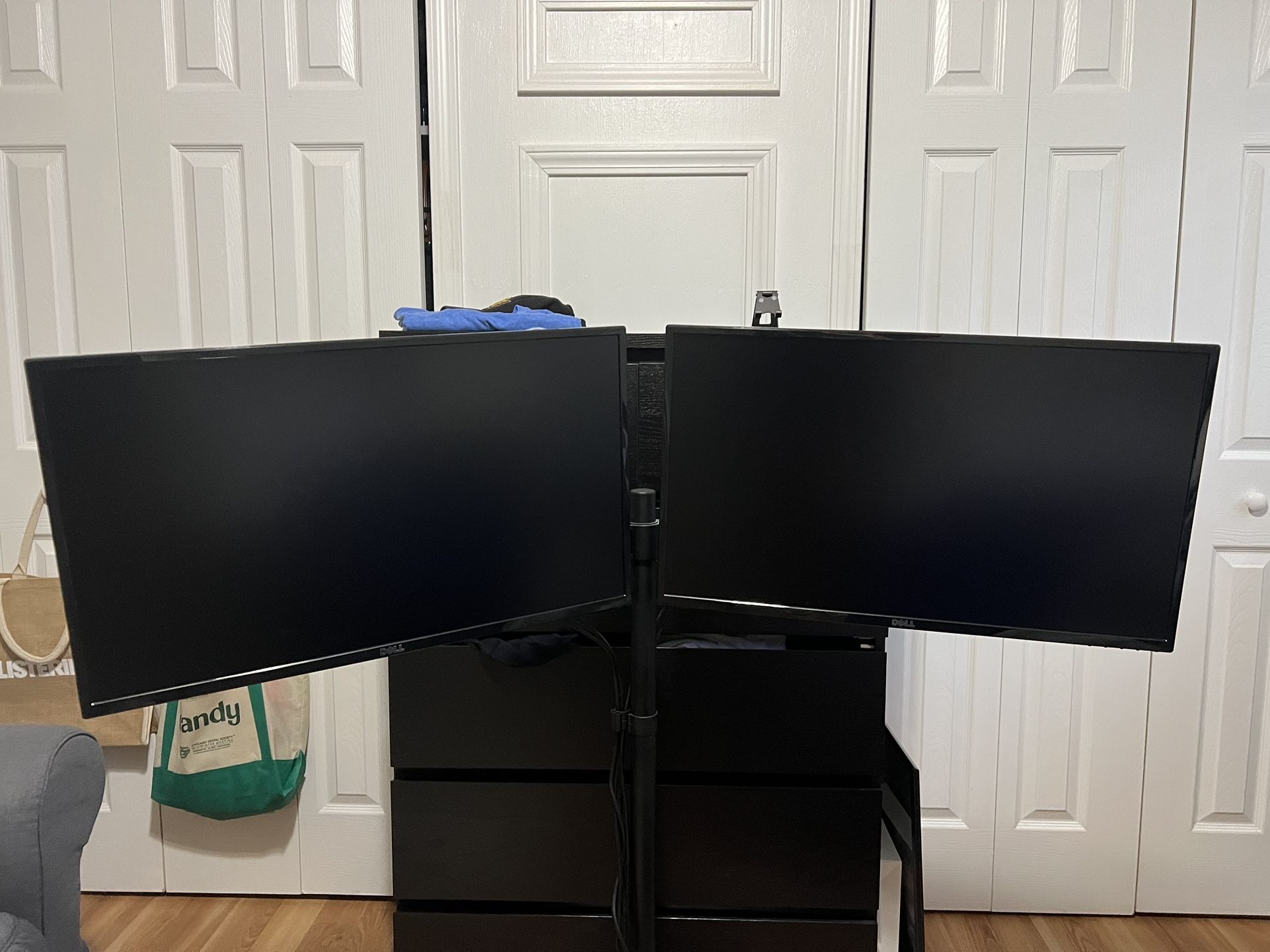 Dual Dell 27inch Monitors W/ Floor Stand
