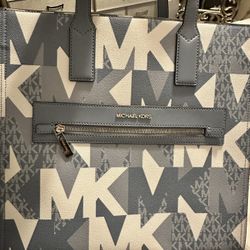 Large Michael Kors Purse