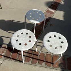 Set of 3 Metal Stools Must Pick Up Today Or Tomorrow 